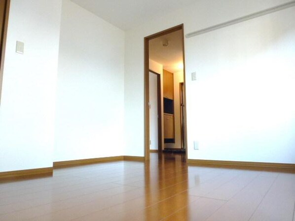 ロワールBの物件内観写真